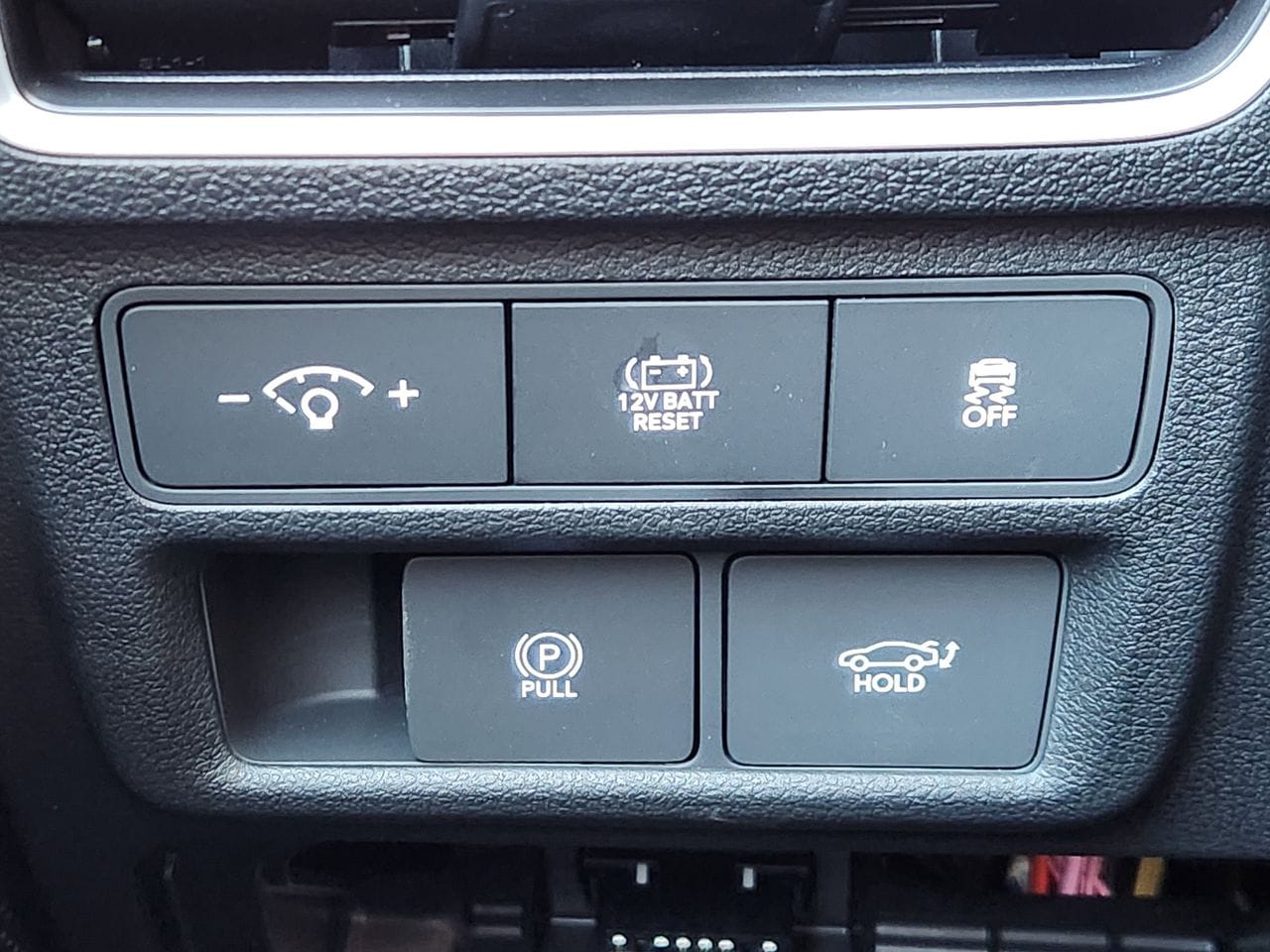 New 2026 W6H White Hyundai Limited image 24