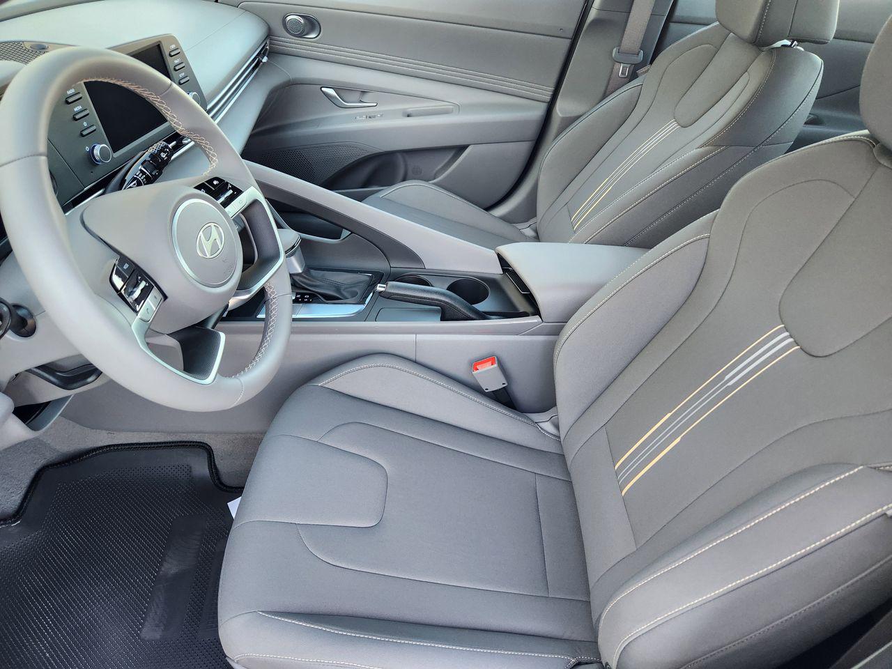 New 2026 W6H White Hyundai SEL Sport image 10