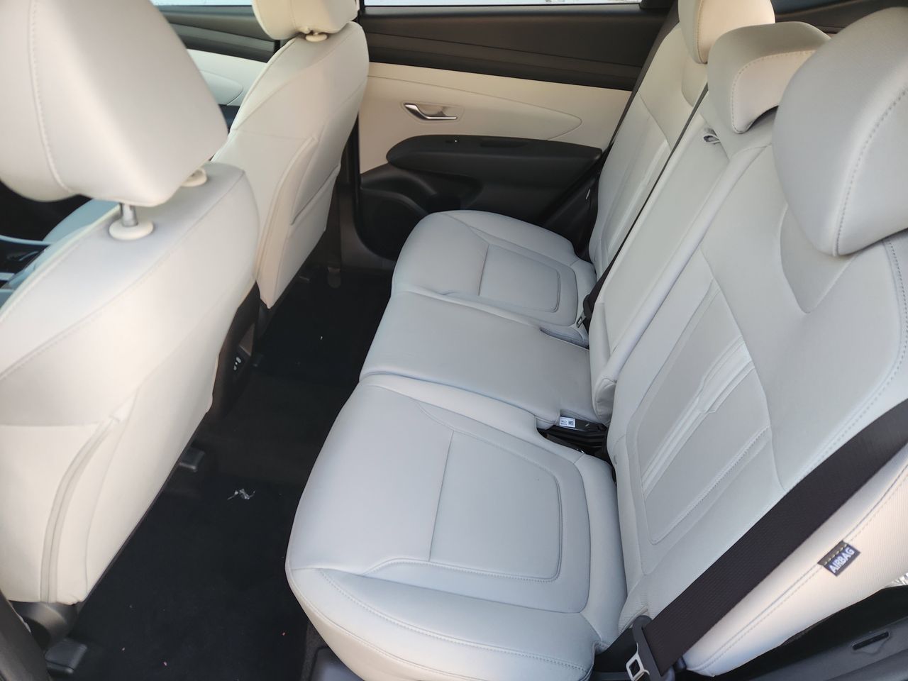 New 2026 W6H White Hyundai SEL FWD image 28