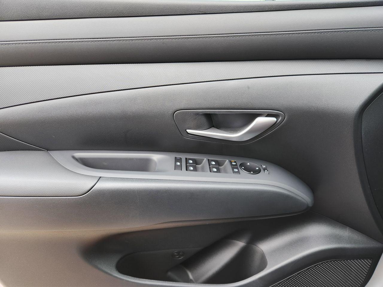 New 2026 R2T Silver Hyundai SEL FWD image 22