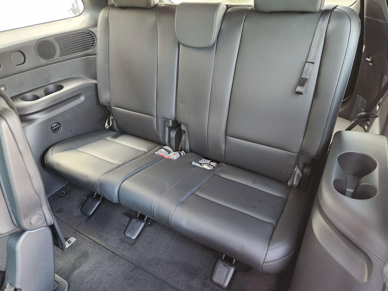 New 2026 WC9 White Hyundai SEL FWD image 28