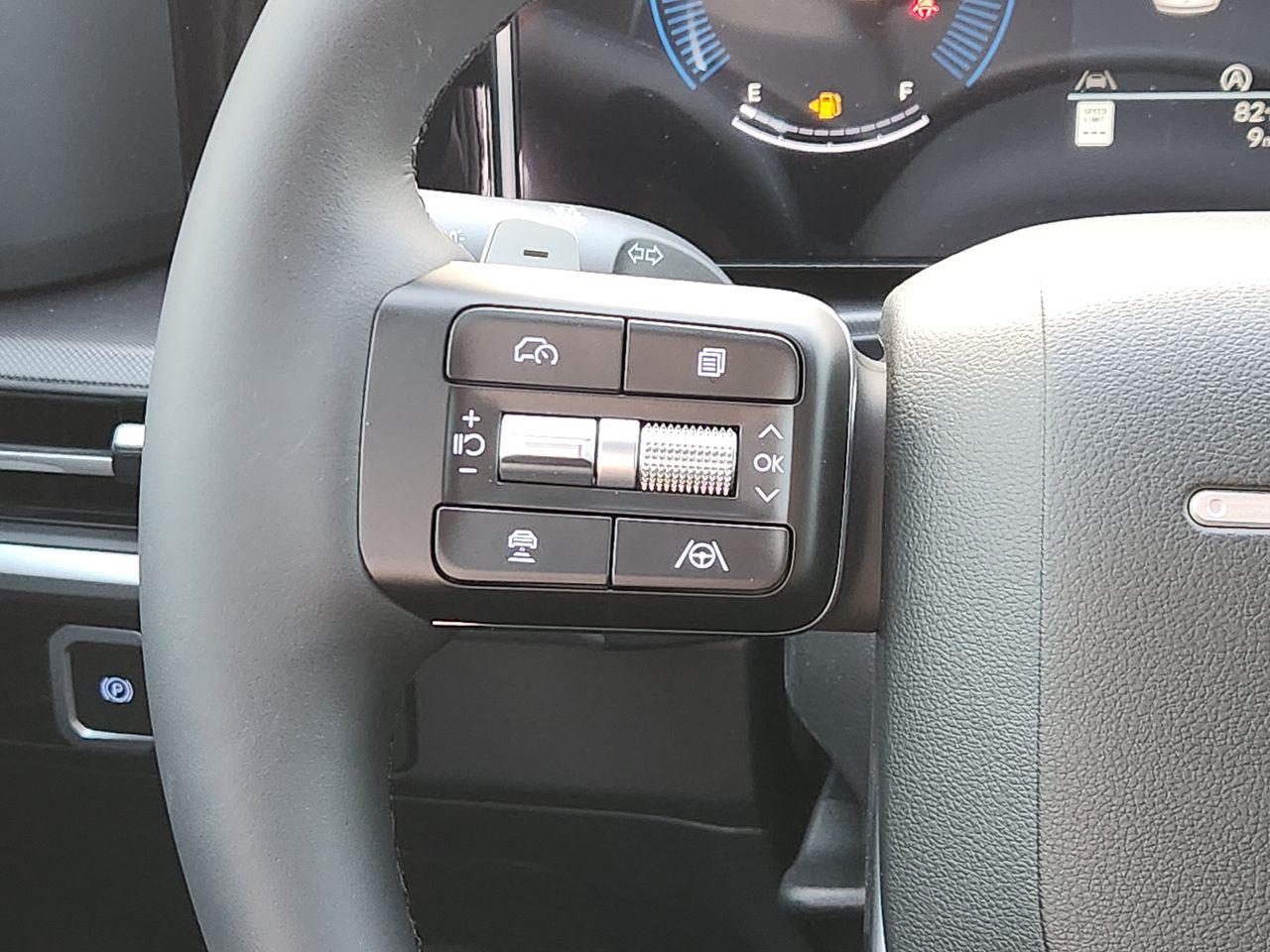 New 2027 Serenity White Hyundai SE FWD image 26