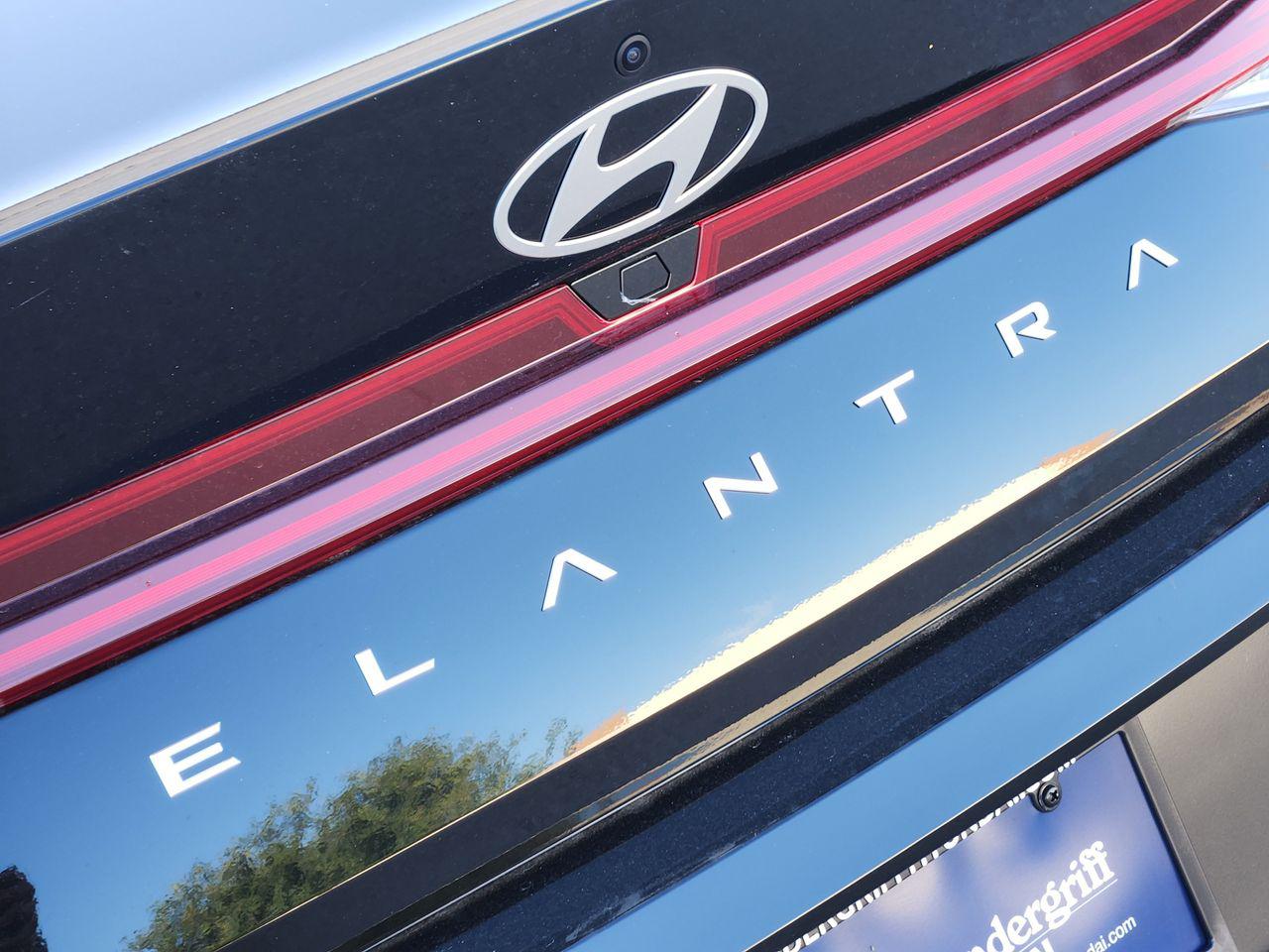 New 2026 Abyss Black Hyundai Limited image 8