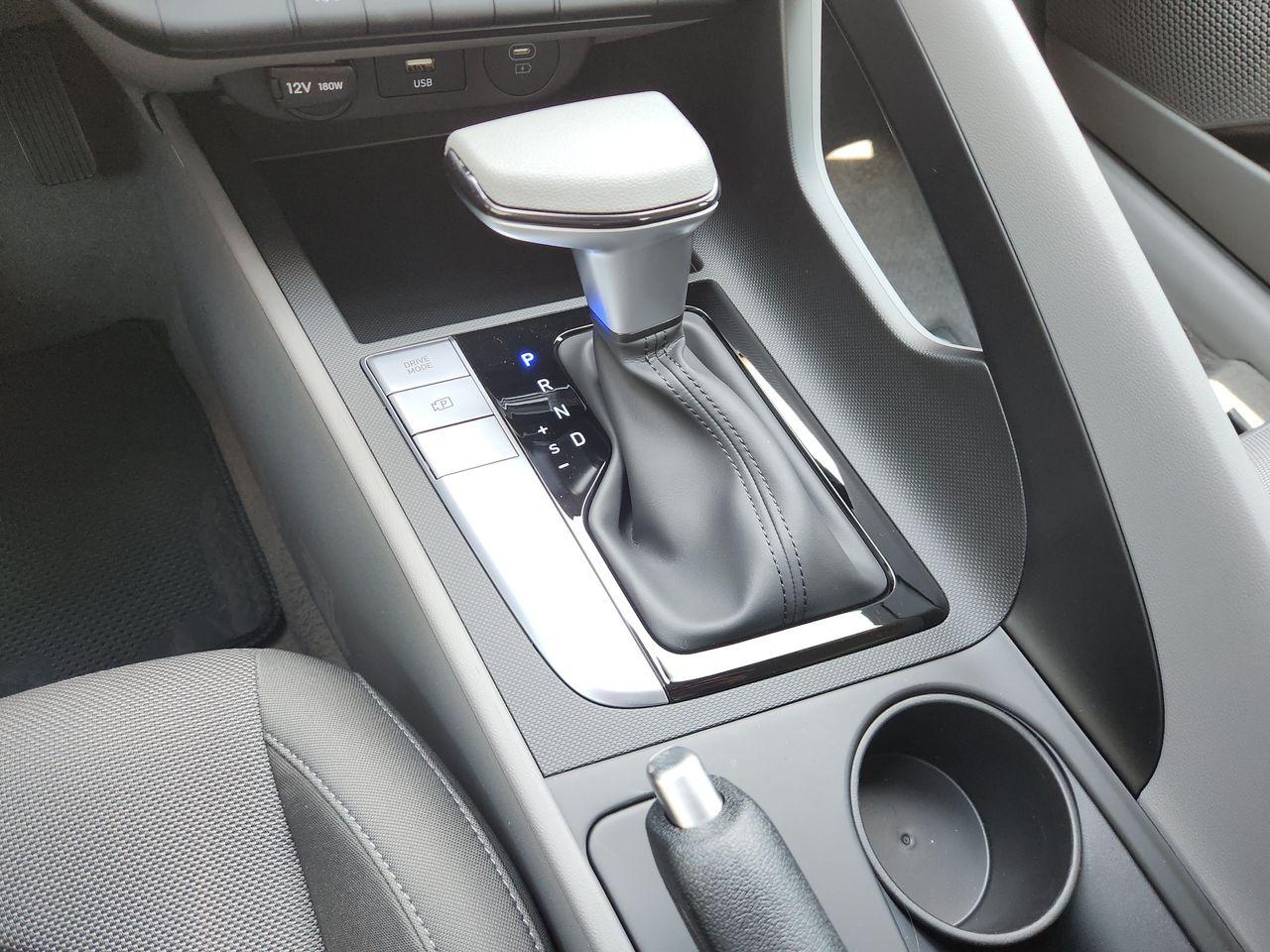 New 2026 Abyss Black Hyundai SE image 15