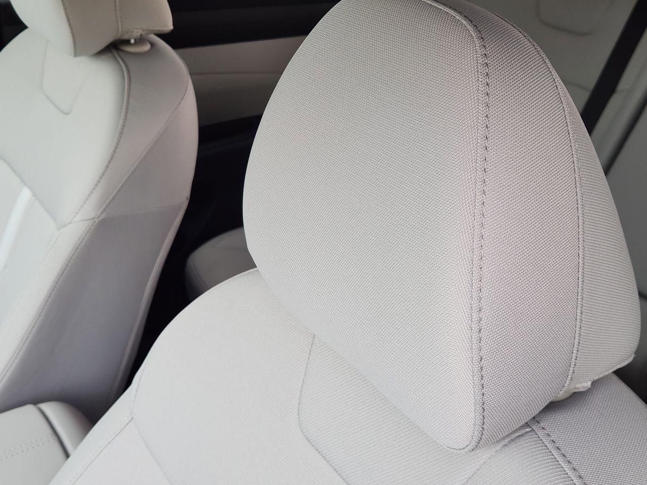 New 2026 R2T Silver Hyundai SEL FWD image 11