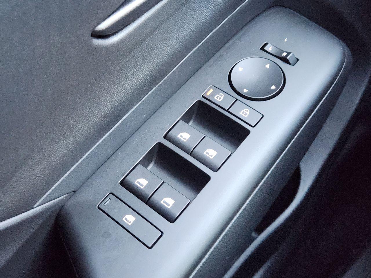 New 2026 R2P Red Hyundai SEL Sport FWD image 20