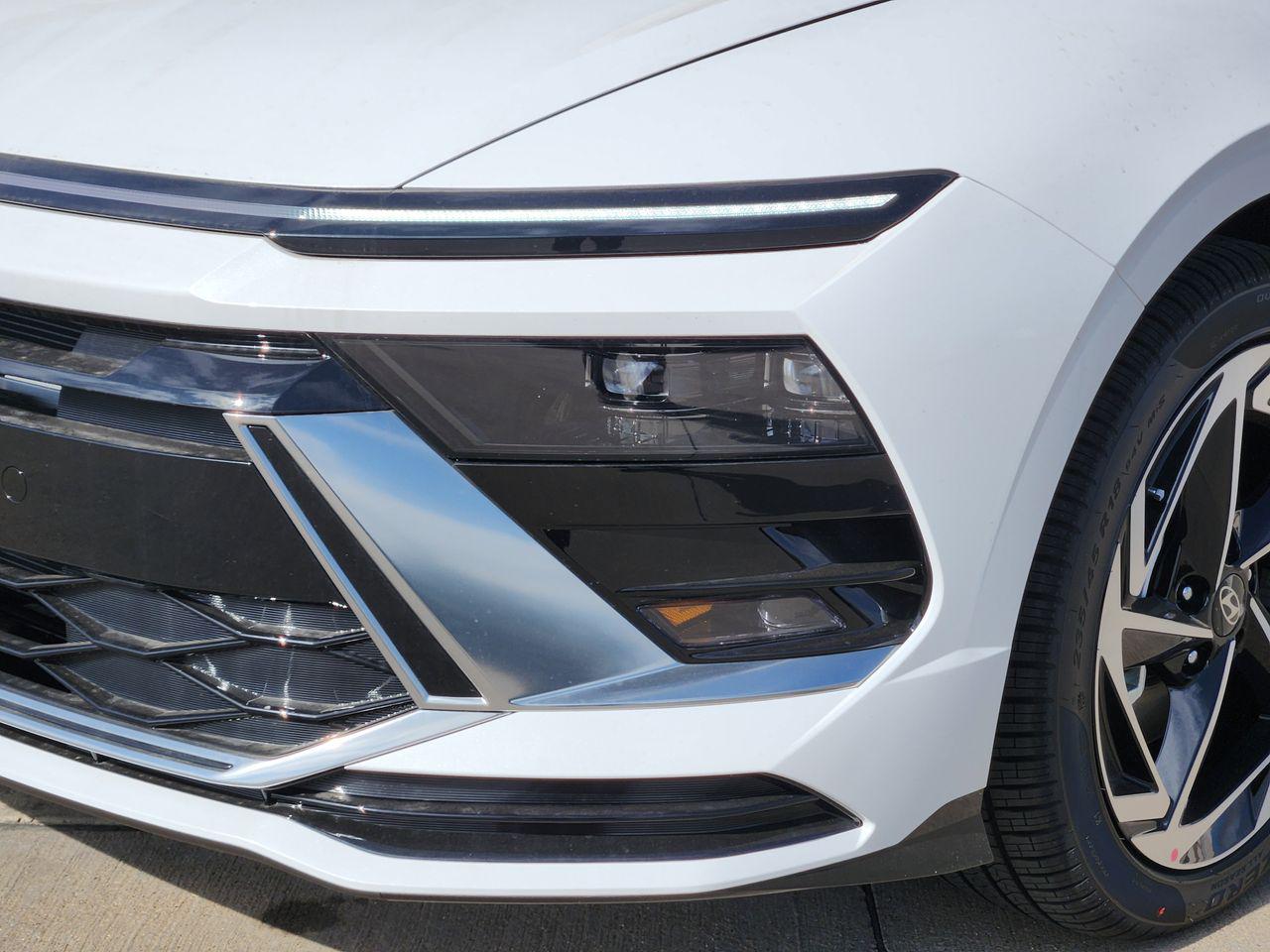 New 2026 W6H White Hyundai SEL Sport image 6