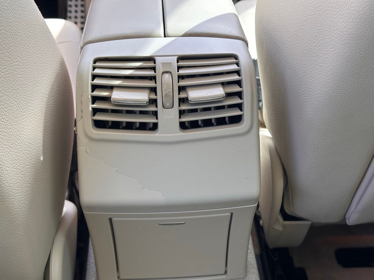 Used 2014 Polar White Mercedes-Benz E 350 4matic® image 17