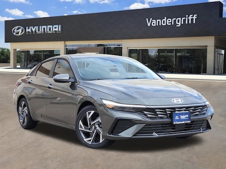 2026 Hyundai Elantra Limited Sedan