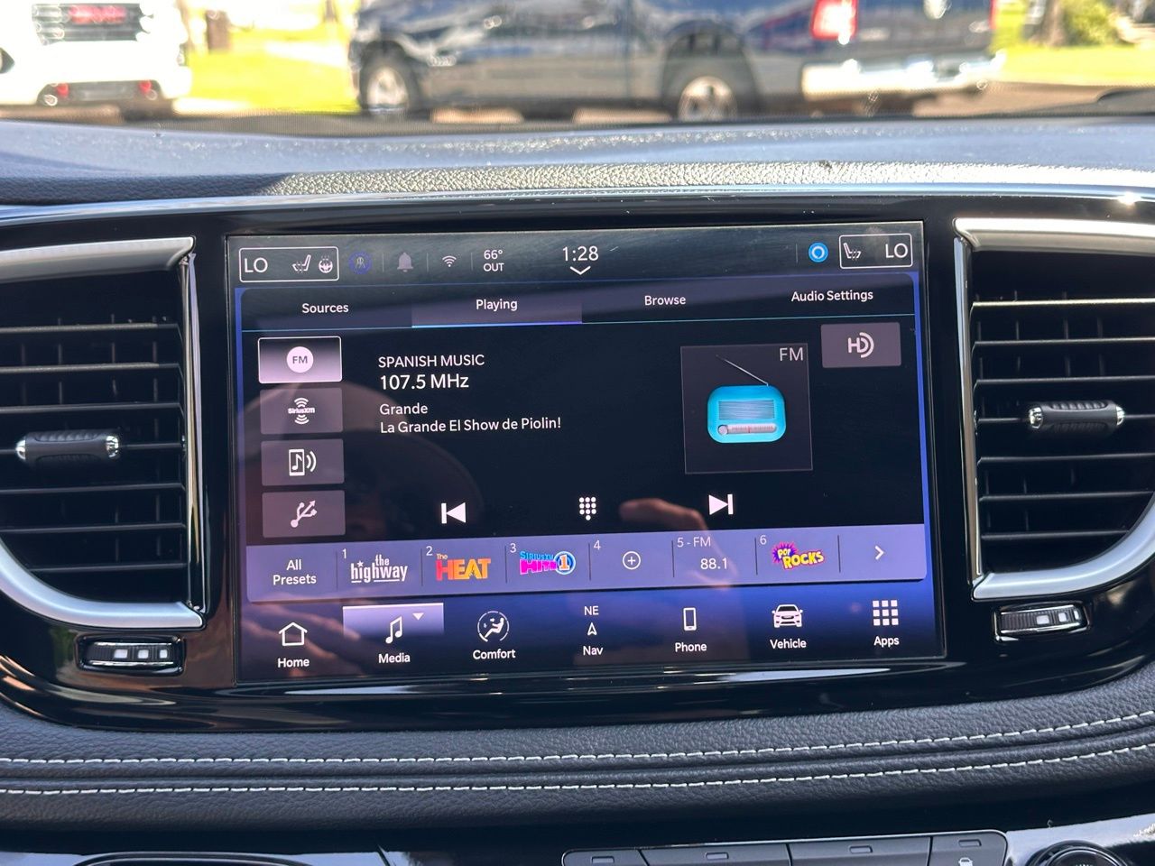 Used 2025 Fathom Blue Pearlcoat Chrysler Limited image 38