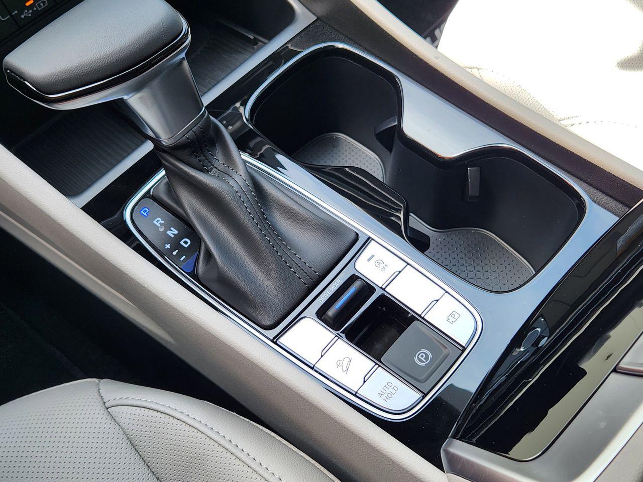 New 2026 W6H White Hyundai SEL Premium FWD image 18