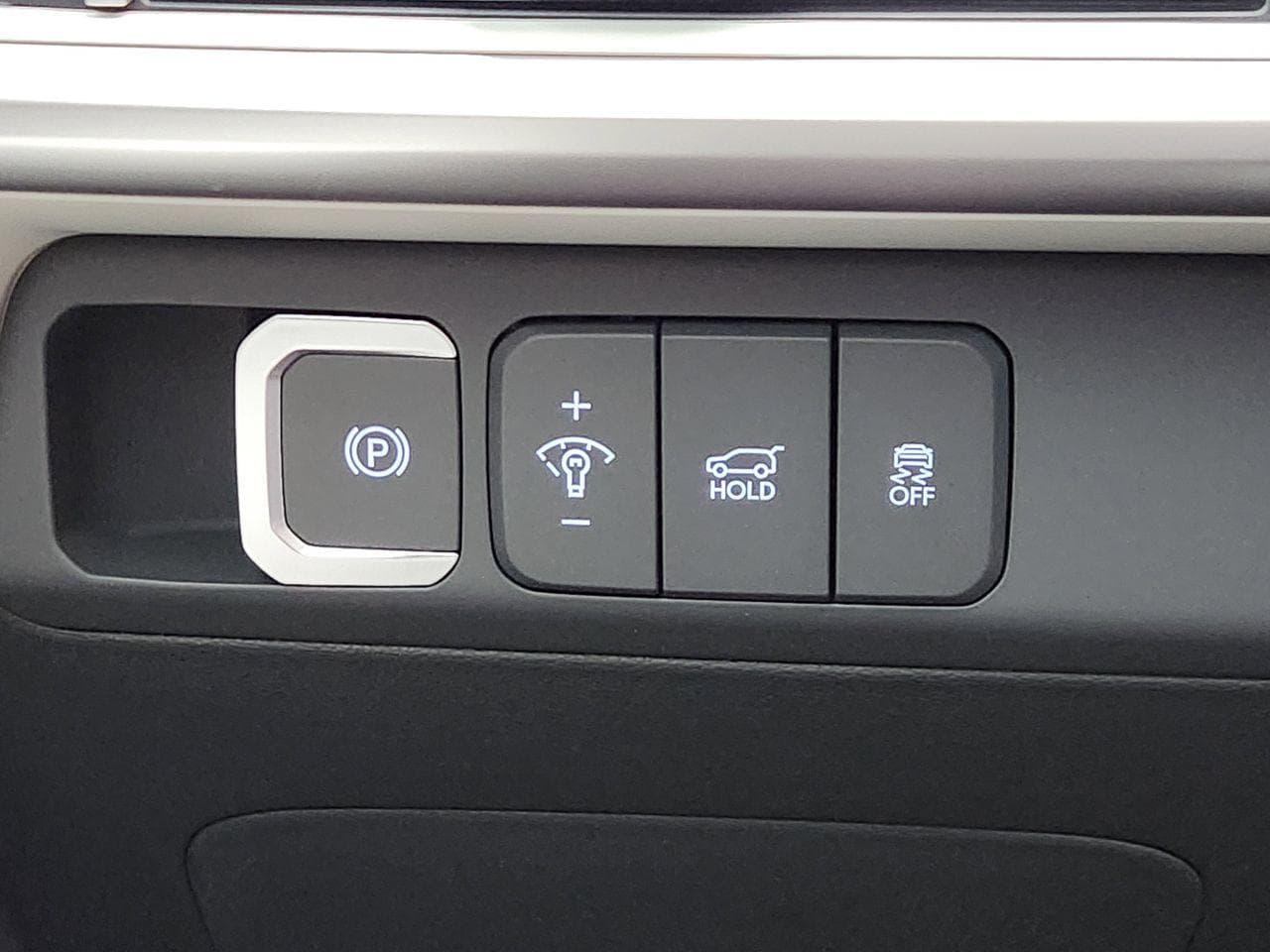 New 2026 Phantom Black Hyundai SE FWD image 20