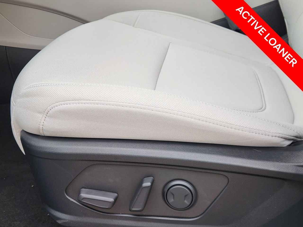 New 2026 Serenity White Pearl Hyundai SEL FWD image 24