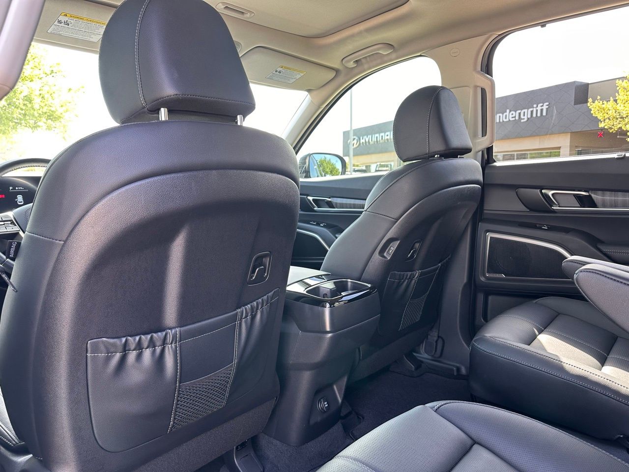 Used 2025 Ebony Black Kia EX image 18