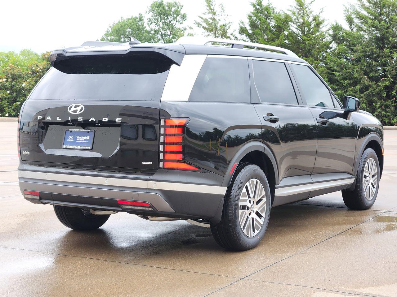 New 2026 Abyss Black Pearl Hyundai SEL 7P image 4