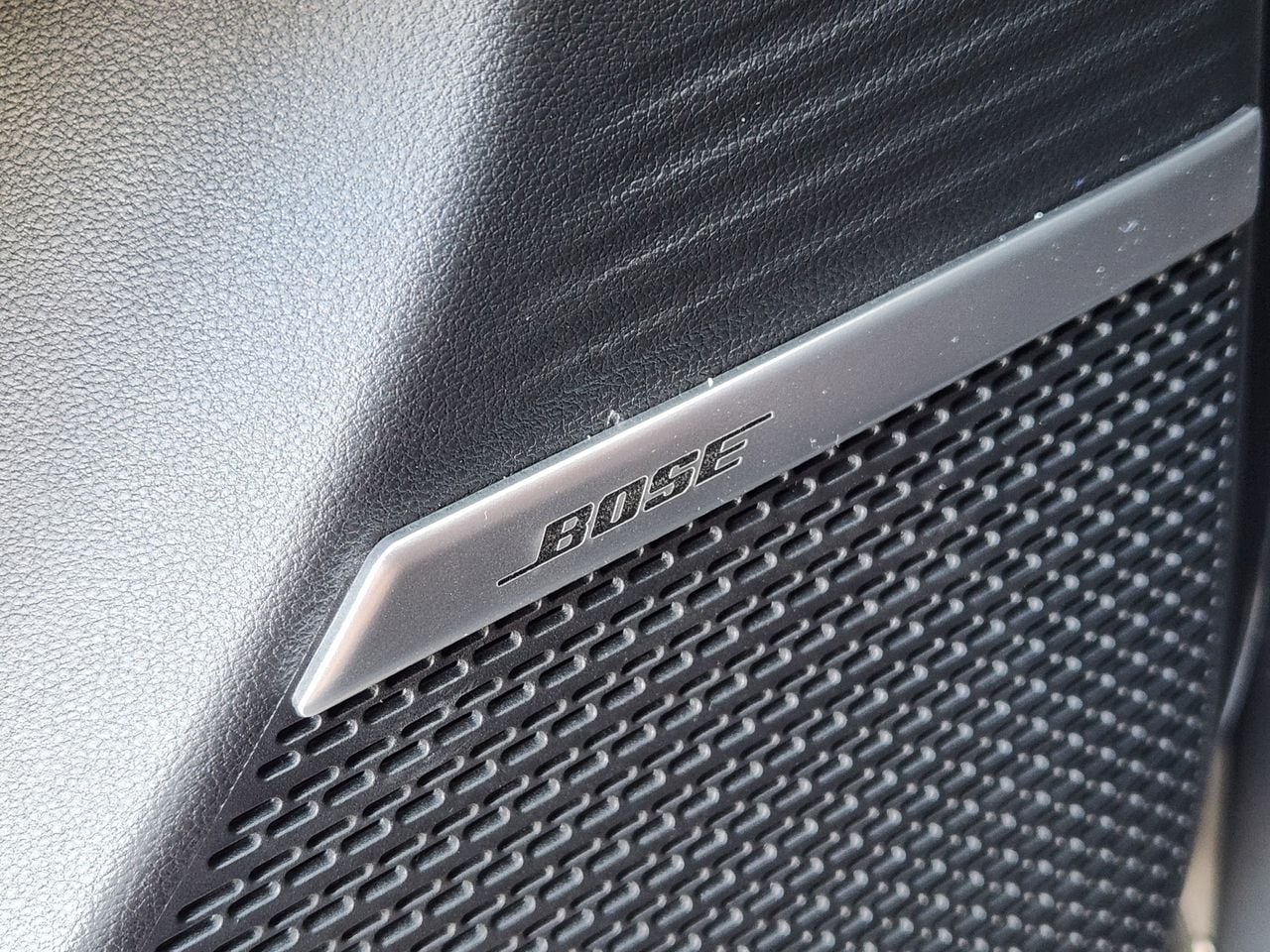 New 2026 PE2 Gray Hyundai Limited FWD image 23