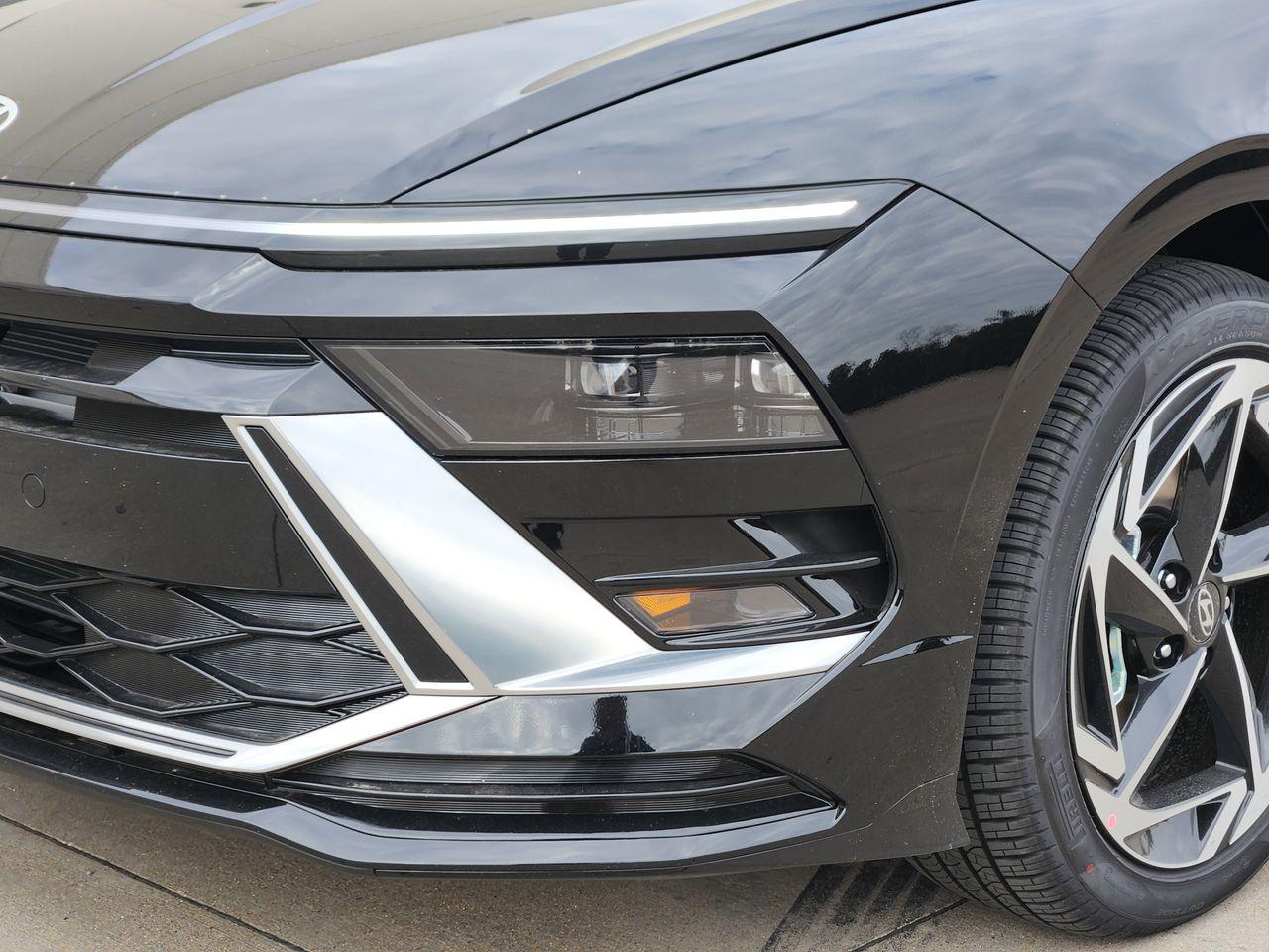 New 2026 A2B Black Hyundai SEL Sport image 6