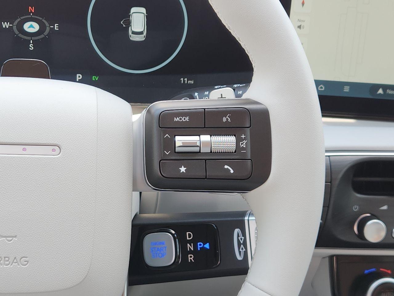 New 2027 Shimmering Silver Hyundai SEL Premium 7P image 29