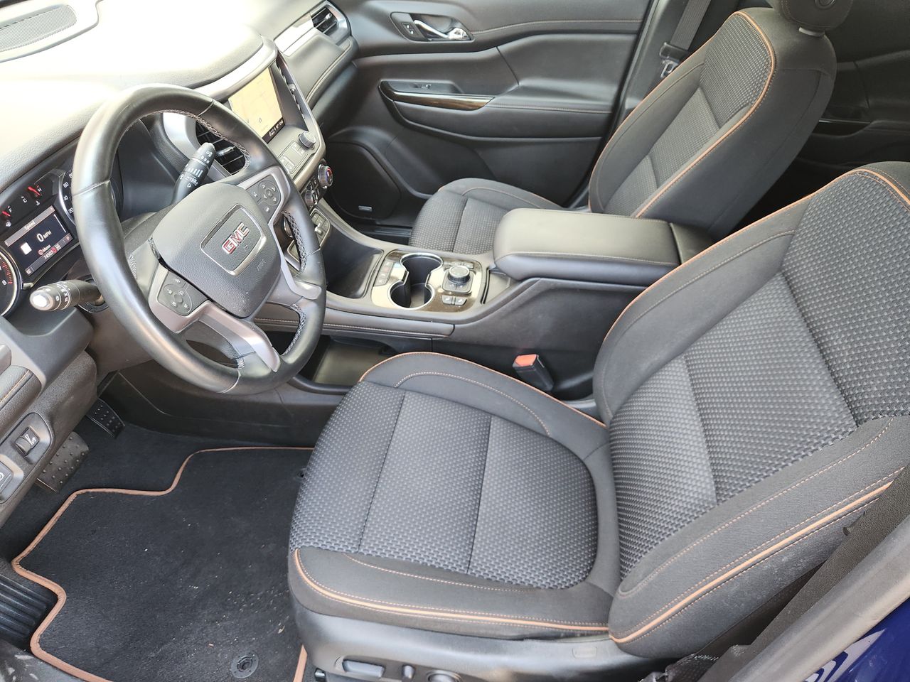 Used 2023 Ultra Blue GMC AT4 image 10