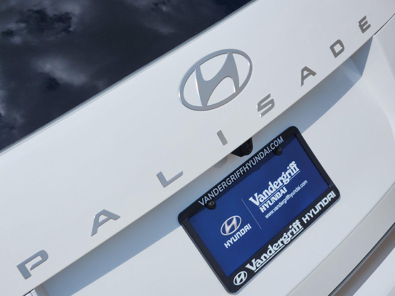 New 2027 Creamy White Pearl Hyundai Calligraphy image 8
