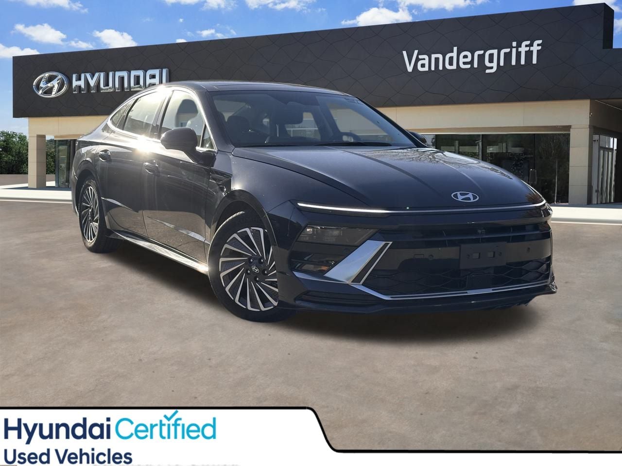 2025 Hyundai Sonata Hybrid