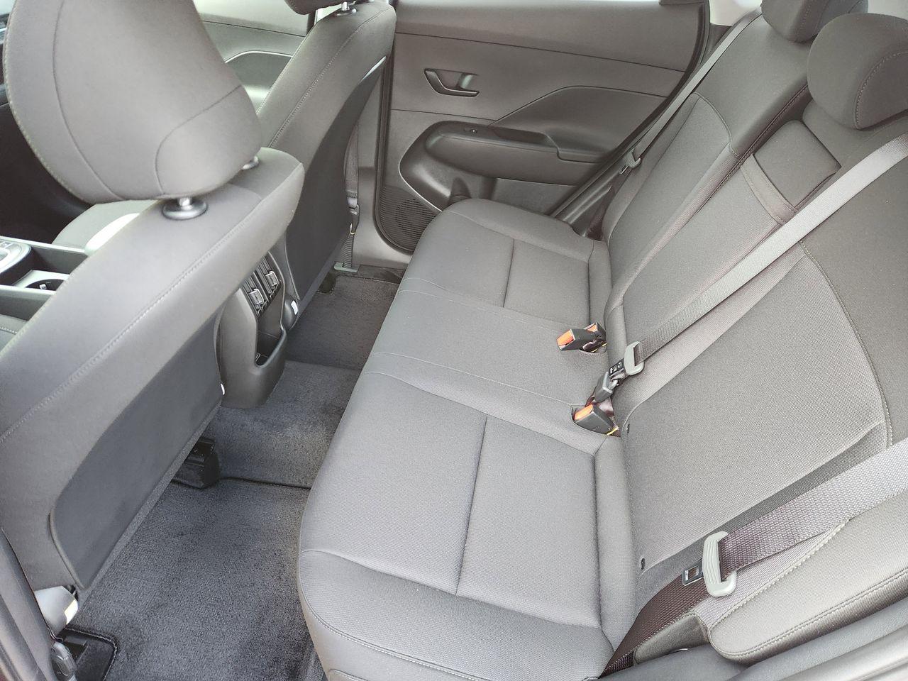 New 2026 R2P Red Hyundai SEL Sport FWD image 28