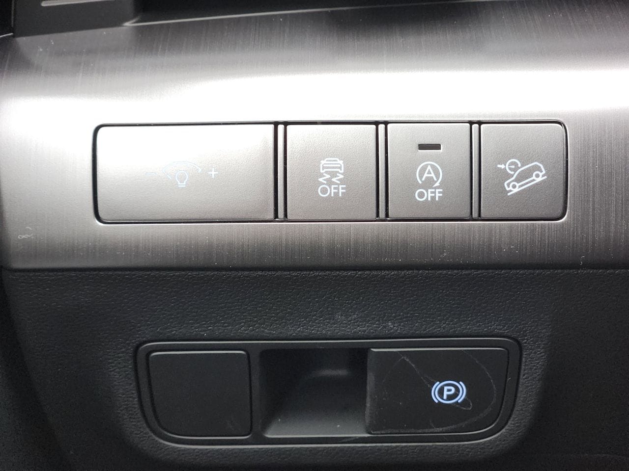 New 2026 SAW White Hyundai SE FWD image 20