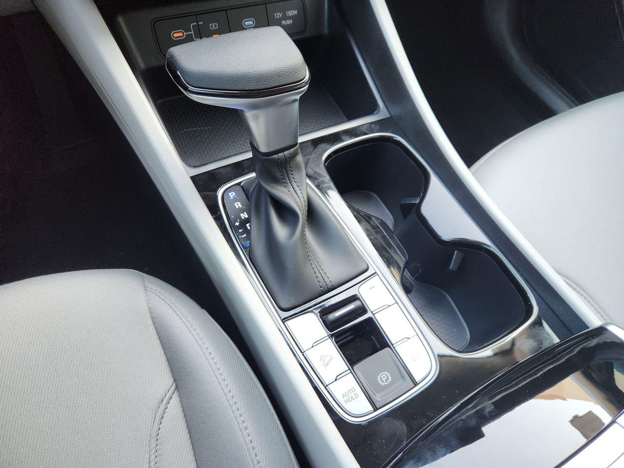 New 2026 Phantom Black Hyundai SEL FWD image 17