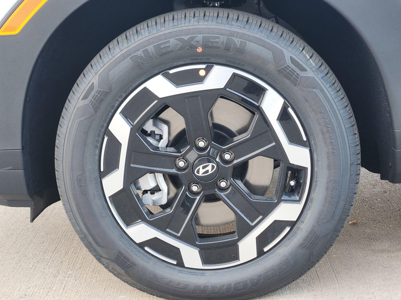 New 2026 W6H White Hyundai SEL FWD image 7