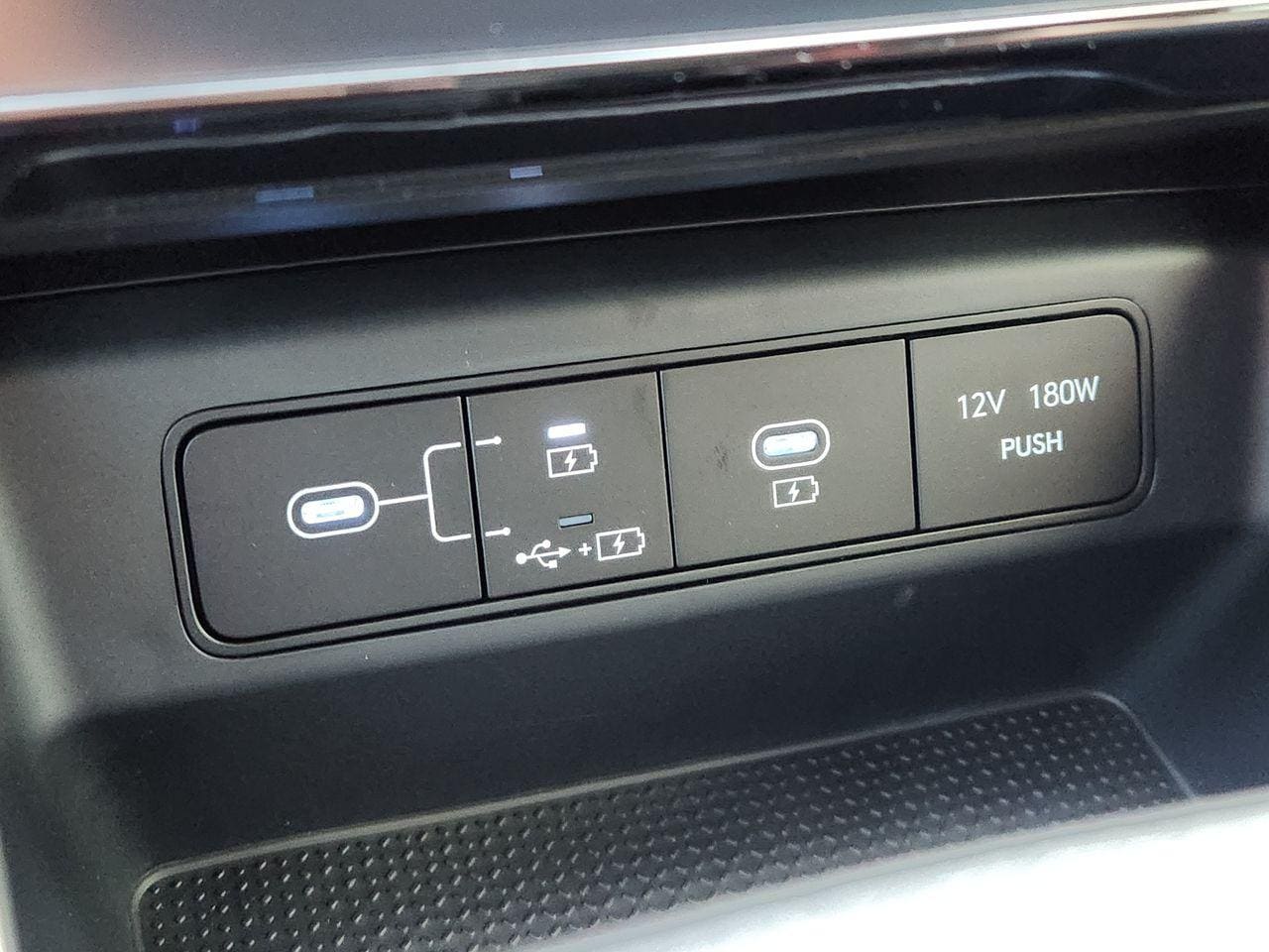 New 2026 Serenity White Pearl Hyundai SEL Plus FWD image 17