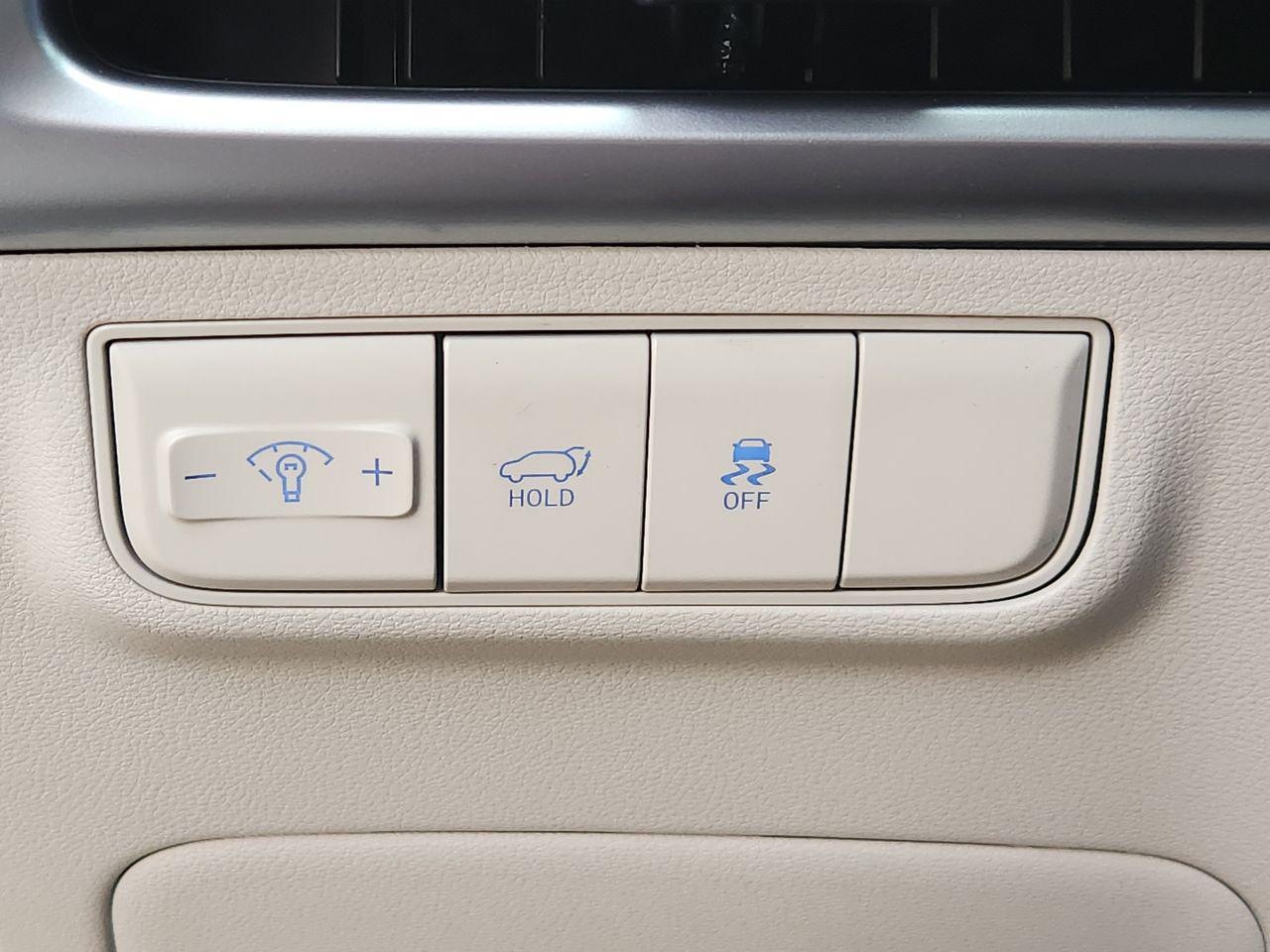 New 2026 Serenity White Pearl Hyundai SEL FWD image 19