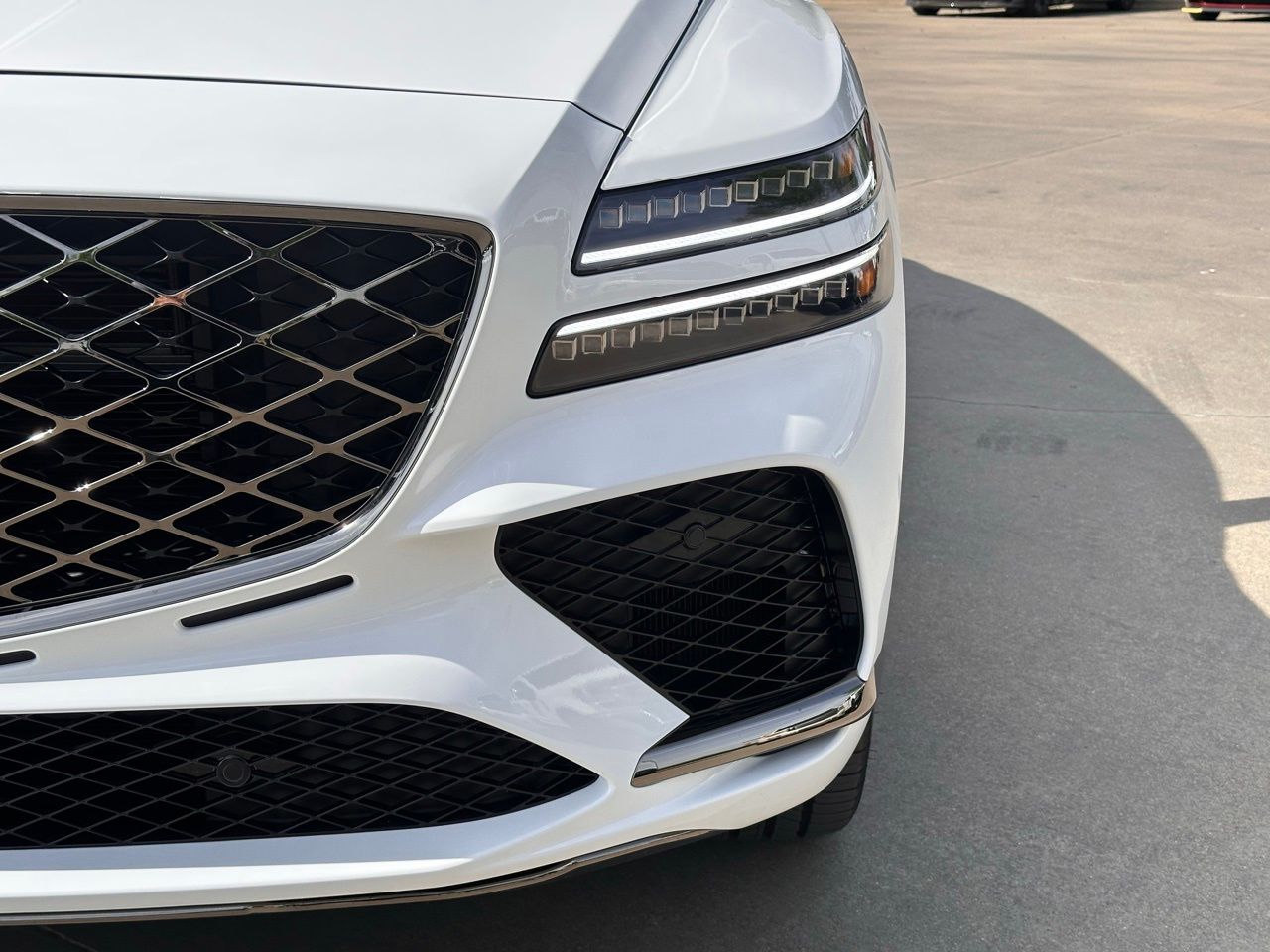 Used 2026 Alta White Genesis 3.5T e-SC image 8