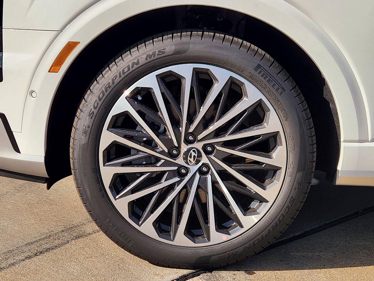 New 2026 WC9 White Hyundai Calligraphy FWD image 7