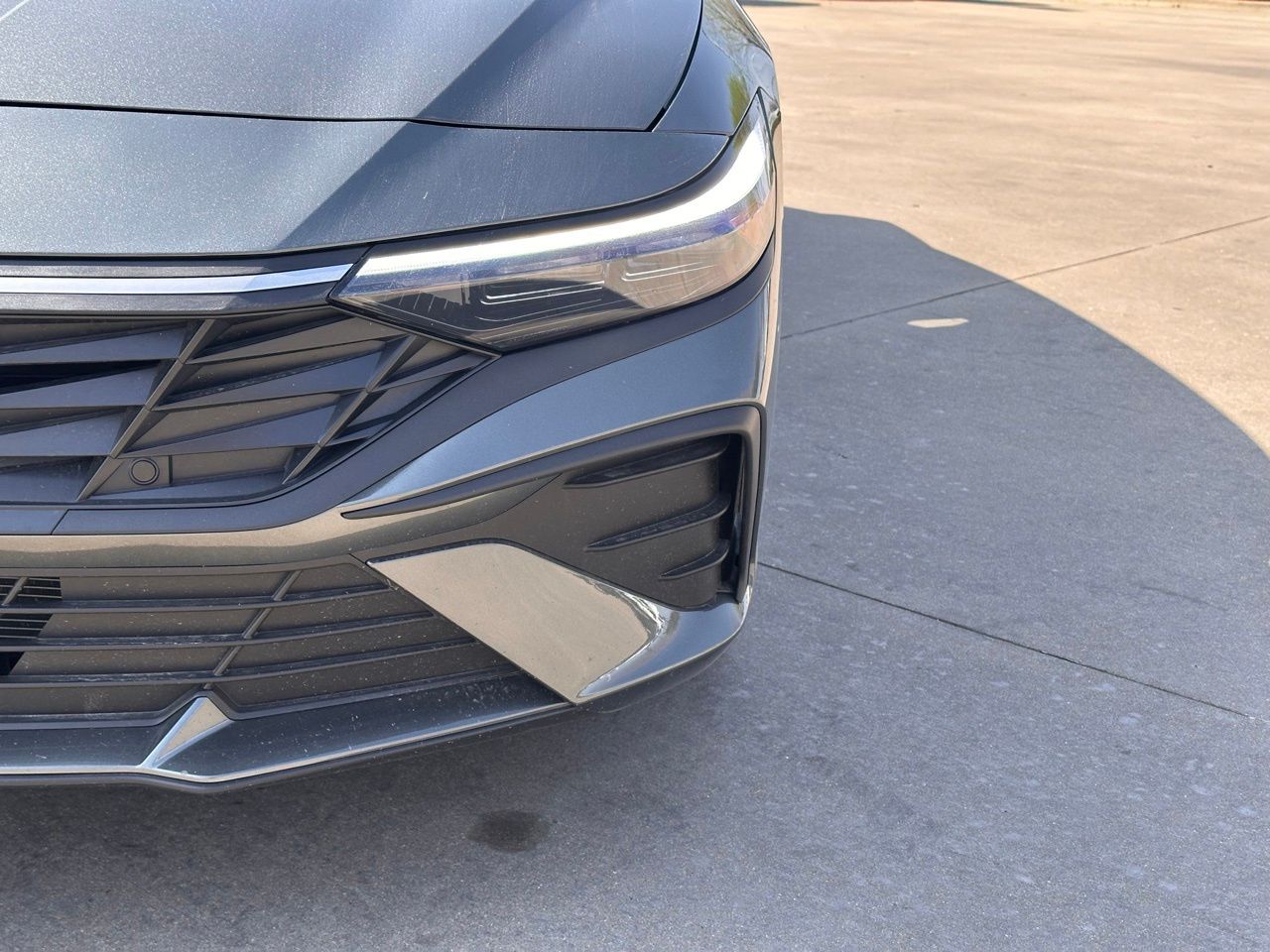 Used 2025 Fluid Metal Hyundai Blue image 9