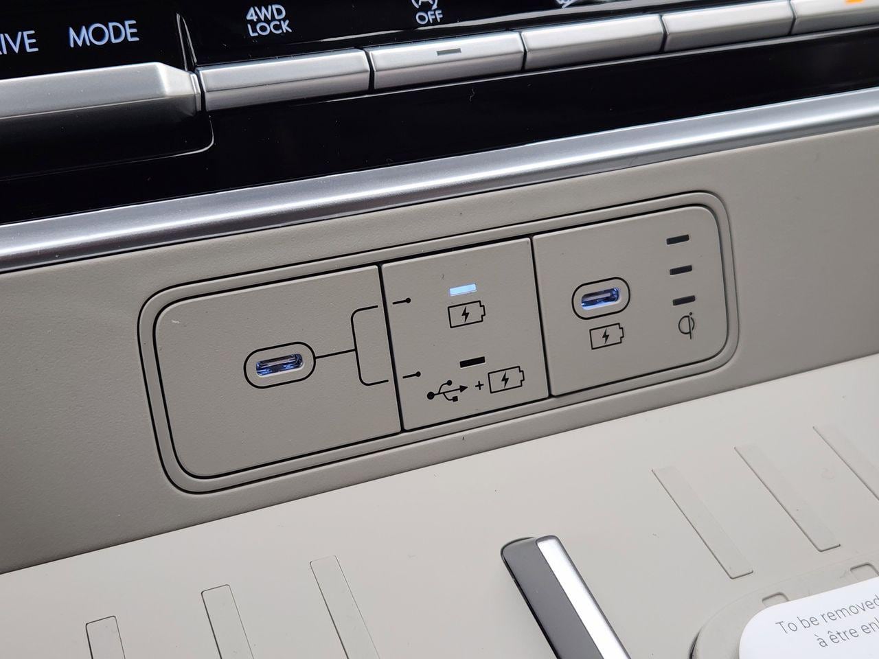 New 2026 Phantom Black Hyundai SEL AWD image 17