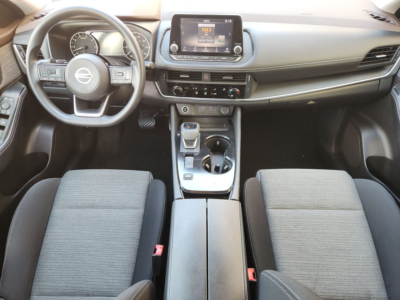Used 2021 Glacier White Nissan S image 20