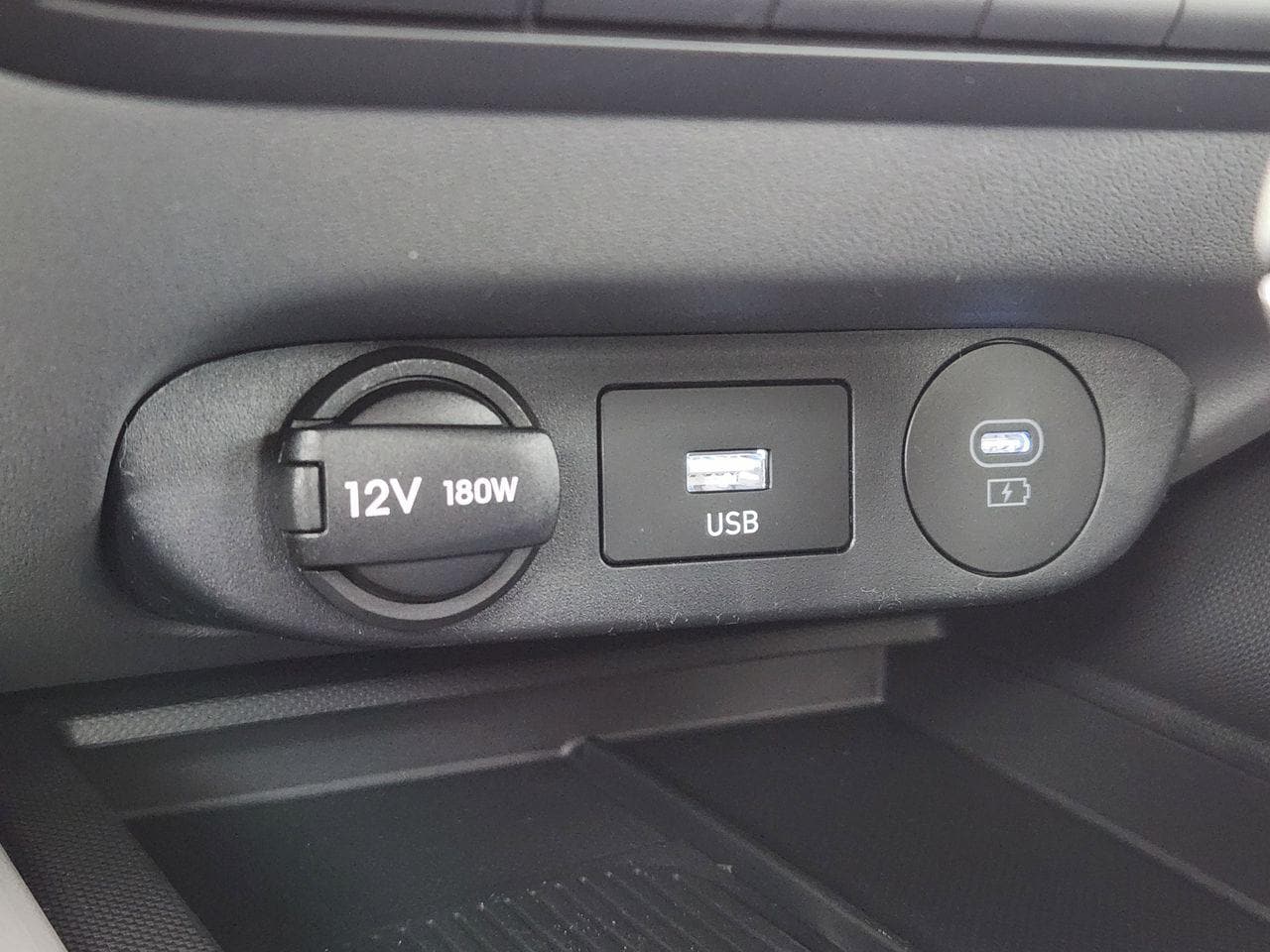 New 2026 W6H White Hyundai SEL Sport image 17