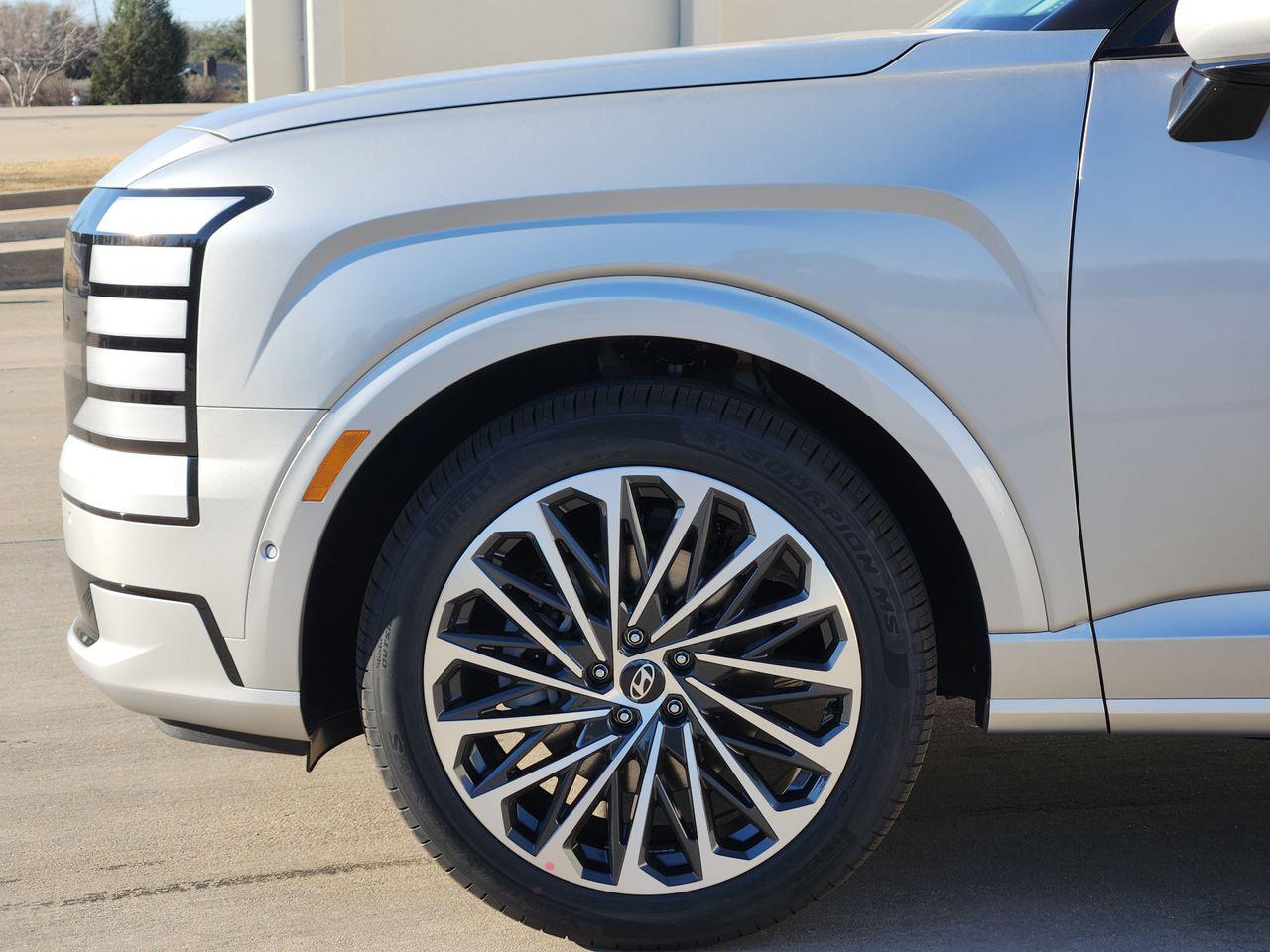 New 2026 T2X Silver Hyundai Calligraphy FWD image 5