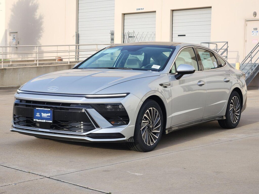New 2026 Hyundai Sonata Hybrid SEL Sedan
