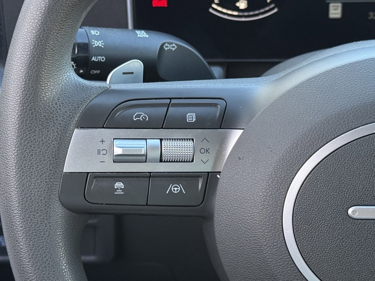 Used 2024 Serenity White Hyundai SEL image 12