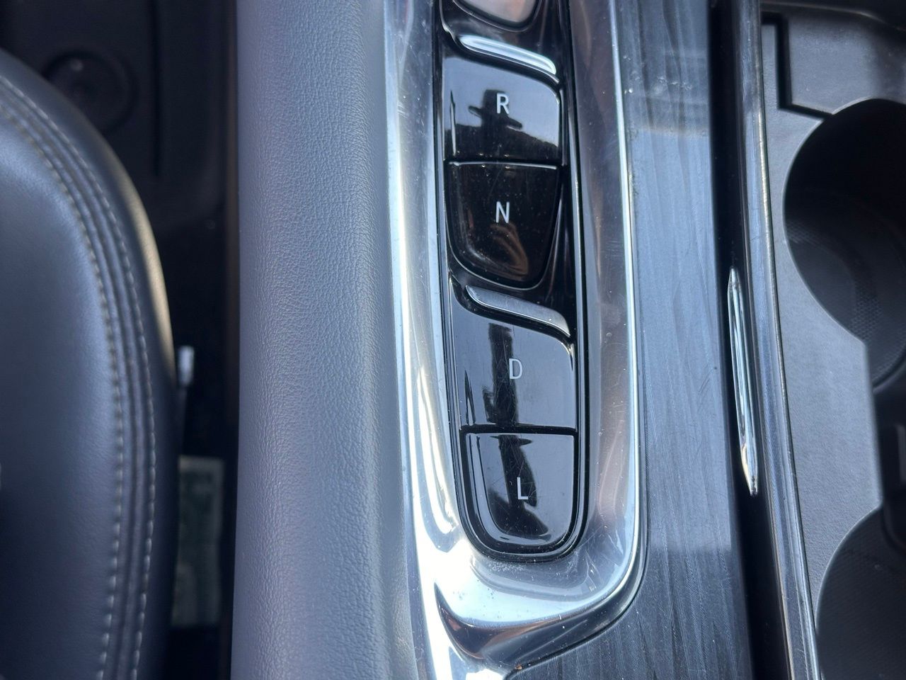 Used 2023 Moonstone Gray Buick Essence image 38