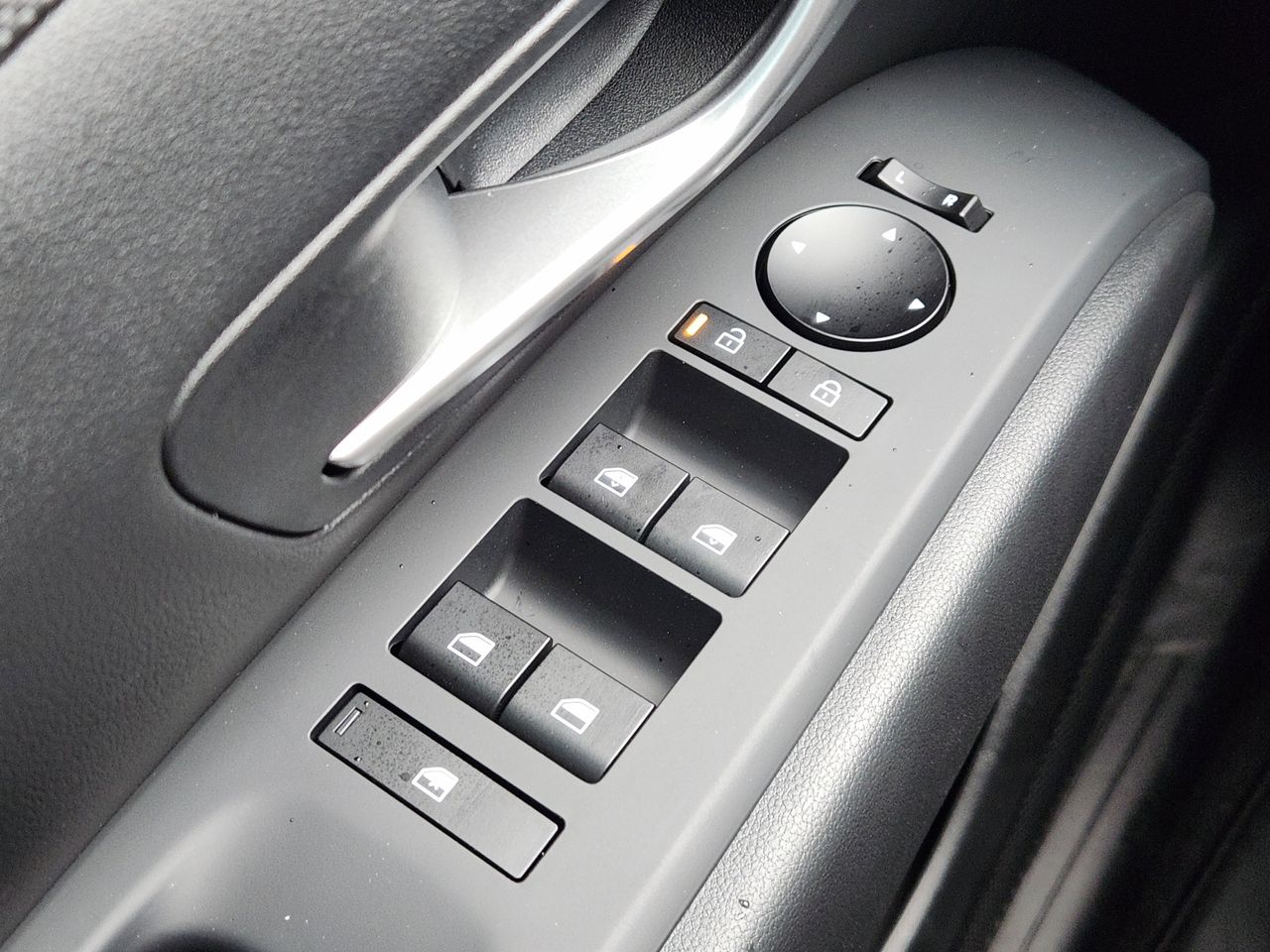 New 2026 S3B Black Hyundai SEL Activity FWD image 20