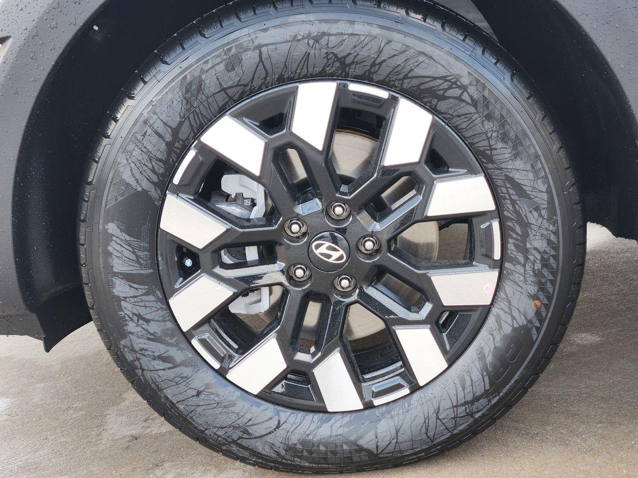 New 2026 SAW White Hyundai SEL FWD image 7