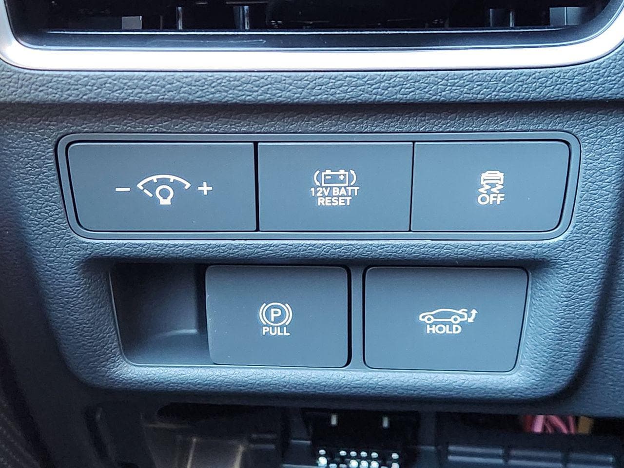 New 2026 W6H White Hyundai Limited image 21