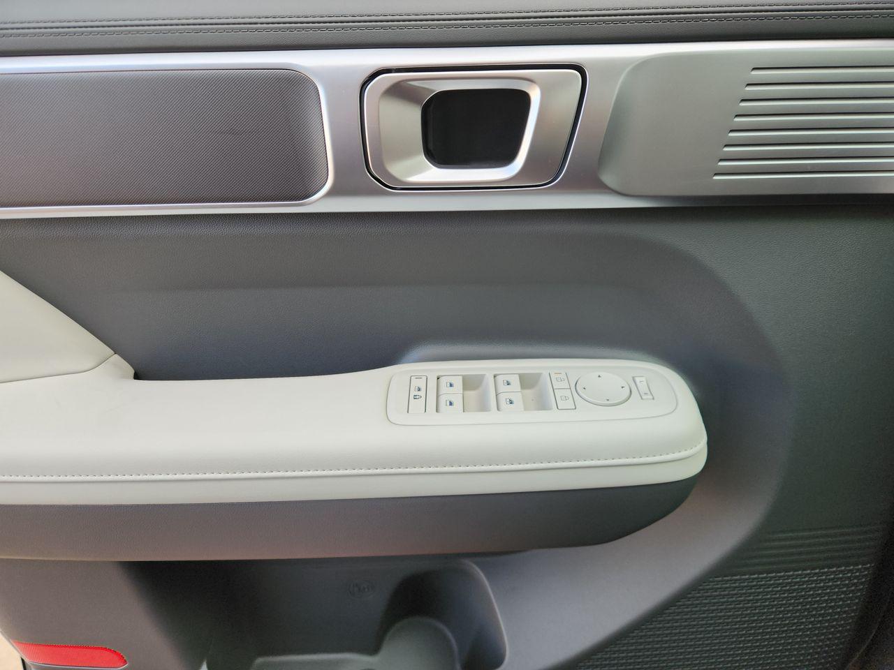 New 2027 Hampton Gray Hyundai SEL FWD image 21