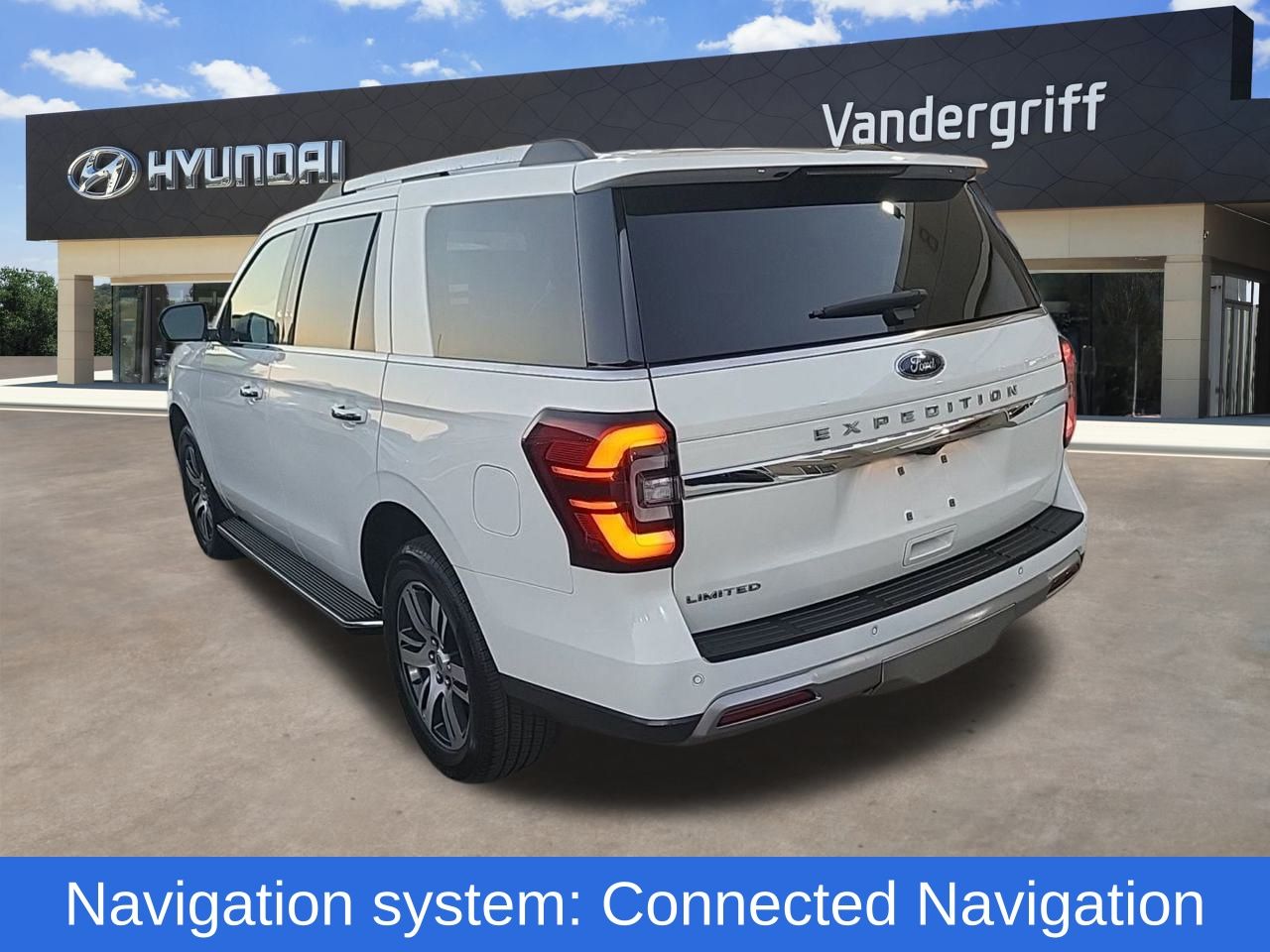 2023 Ford Expedition Limited's photo