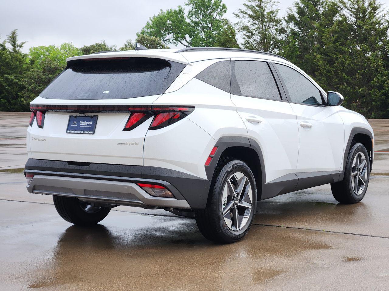 New 2026 Creamy White Pearl Hyundai SEL AWD image 4