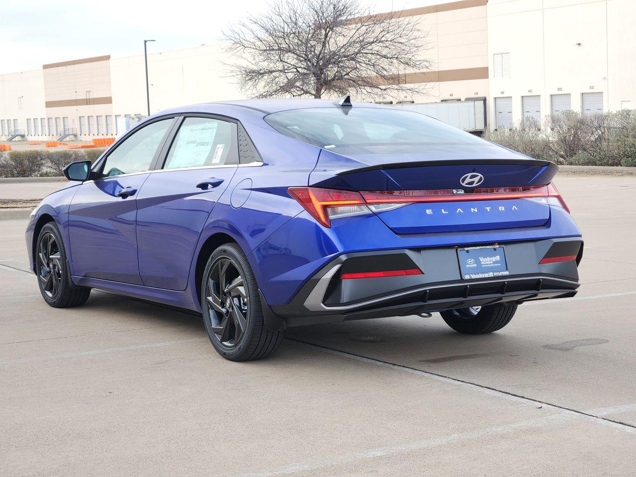 New 2026 YP5 Blue Hyundai SEL Sport Premium image 3