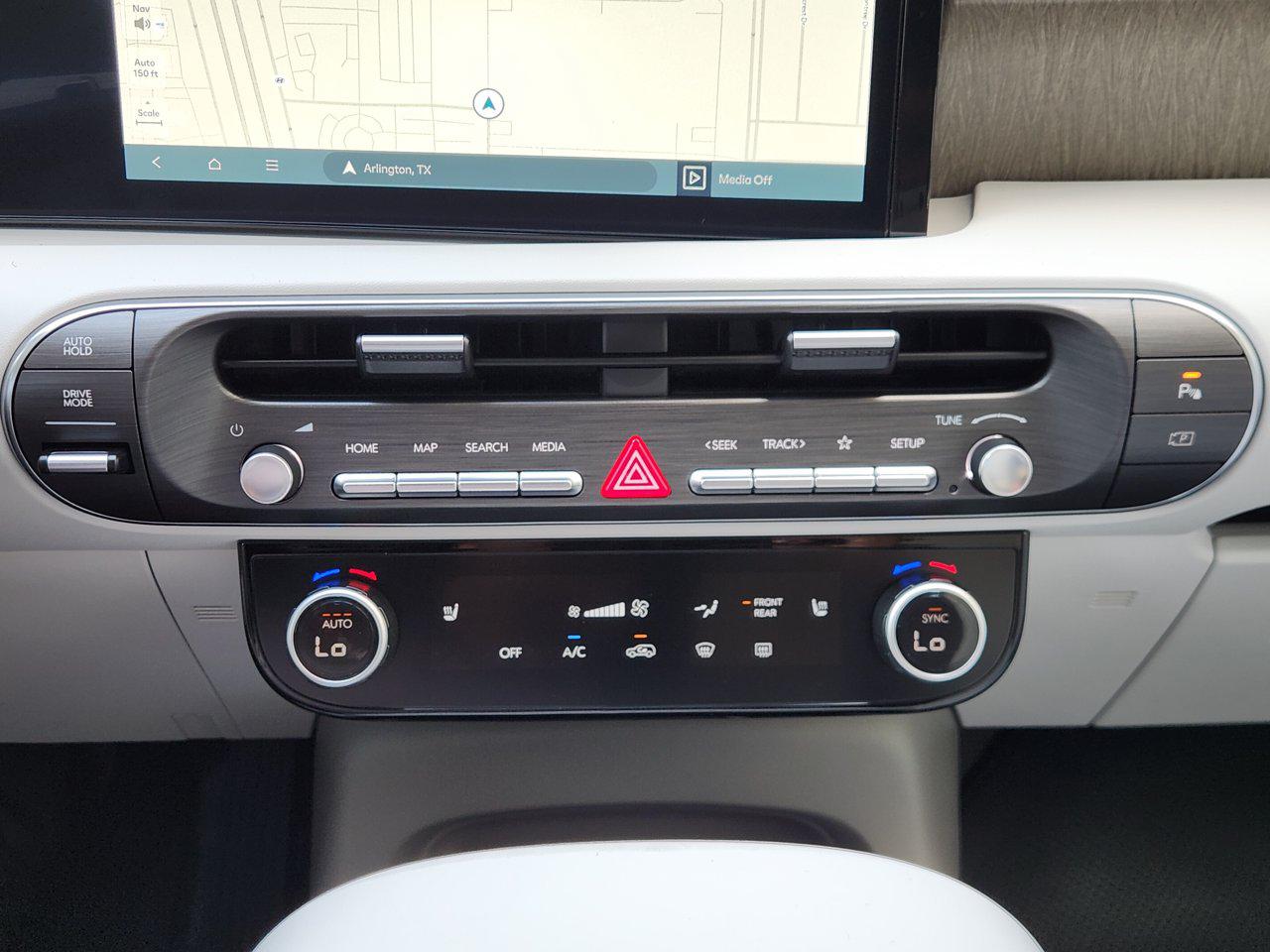 New 2027 Creamy White Pearl Hyundai SEL FWD image 15