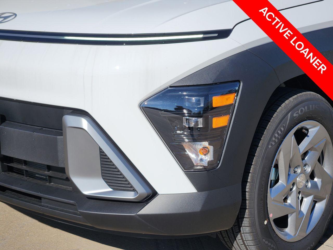 New 2026 SAW White Hyundai SE FWD image 6